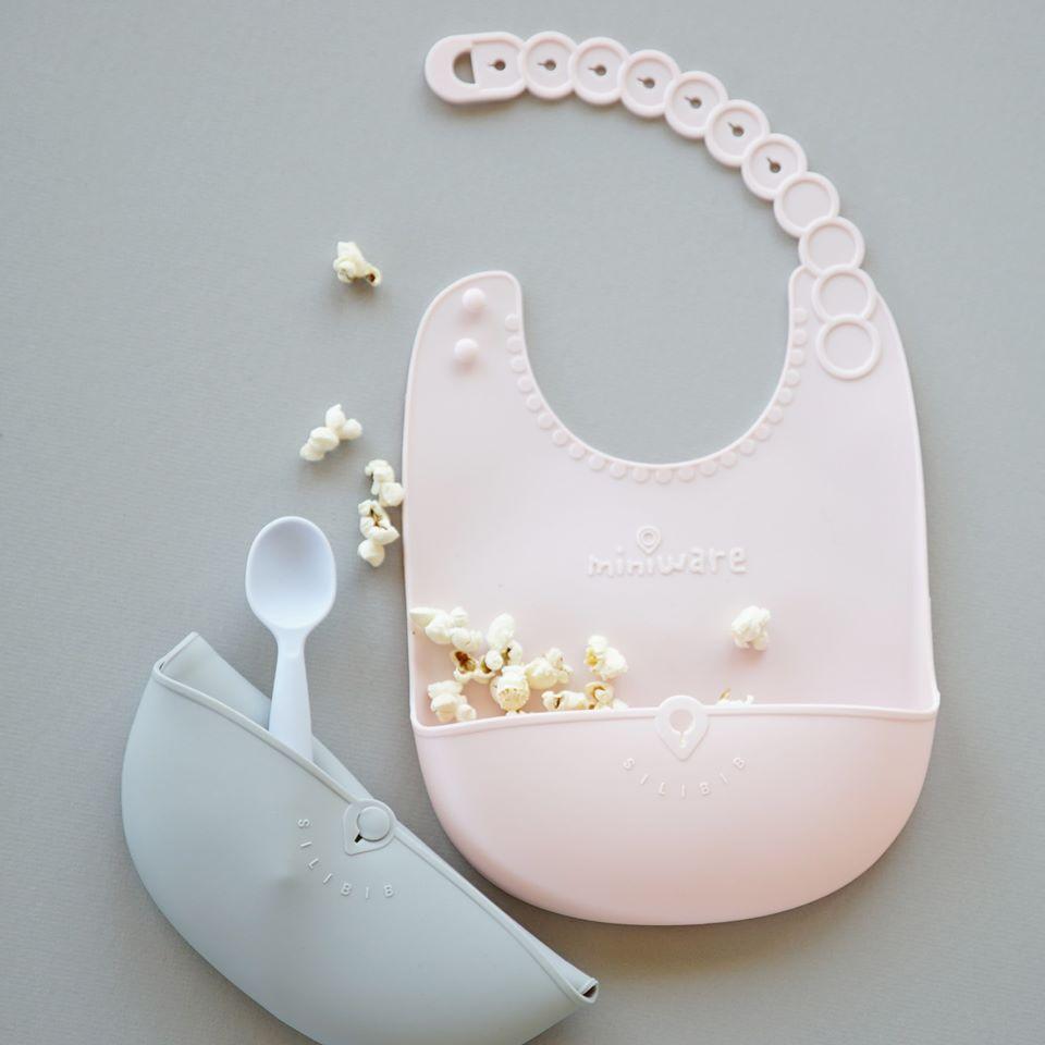 Miniware Roll &amp; Lock bib (Set of 2) - Silicone Bib in Cotton Candy + Grey