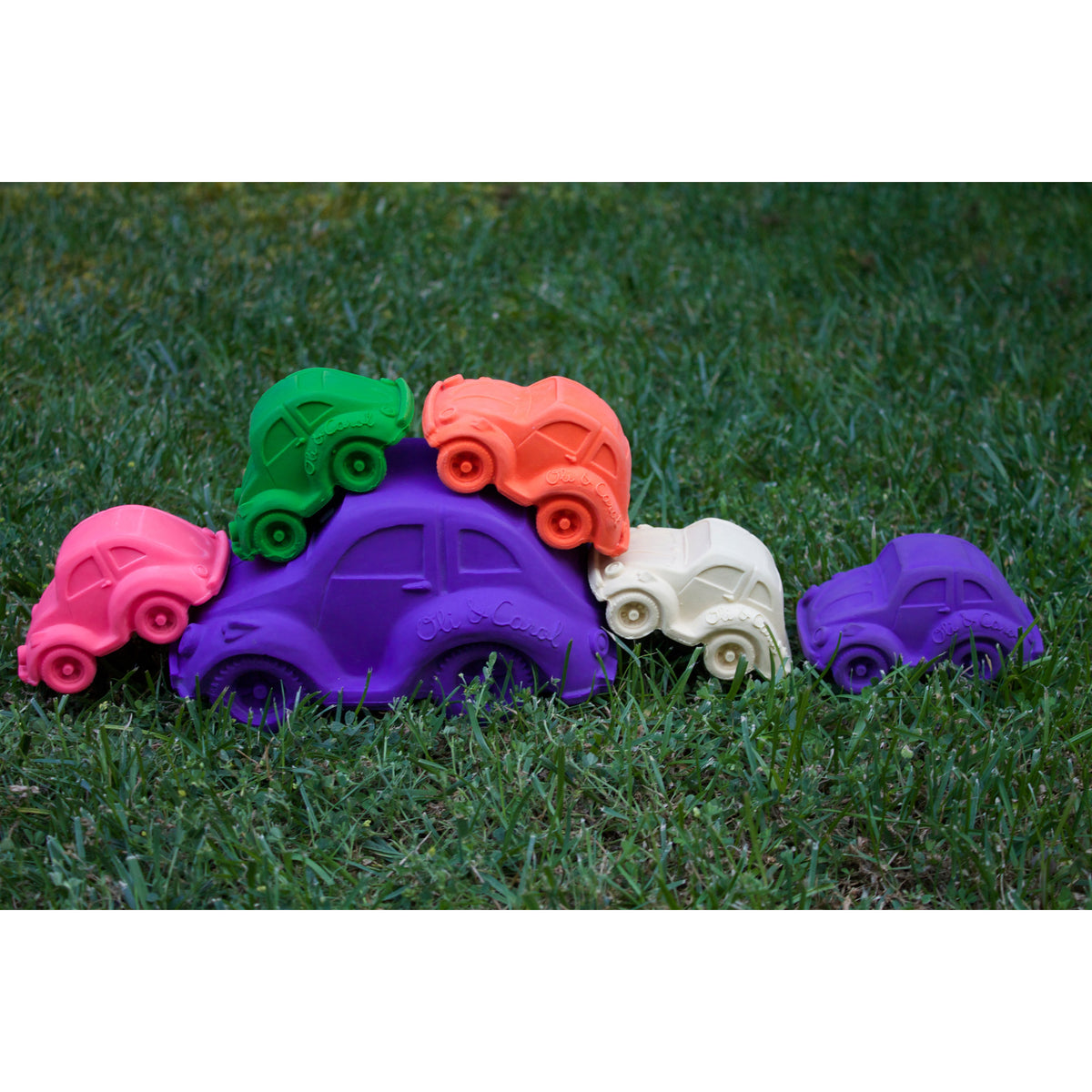 Oli &amp; Carol Small Beetle Cars Teether