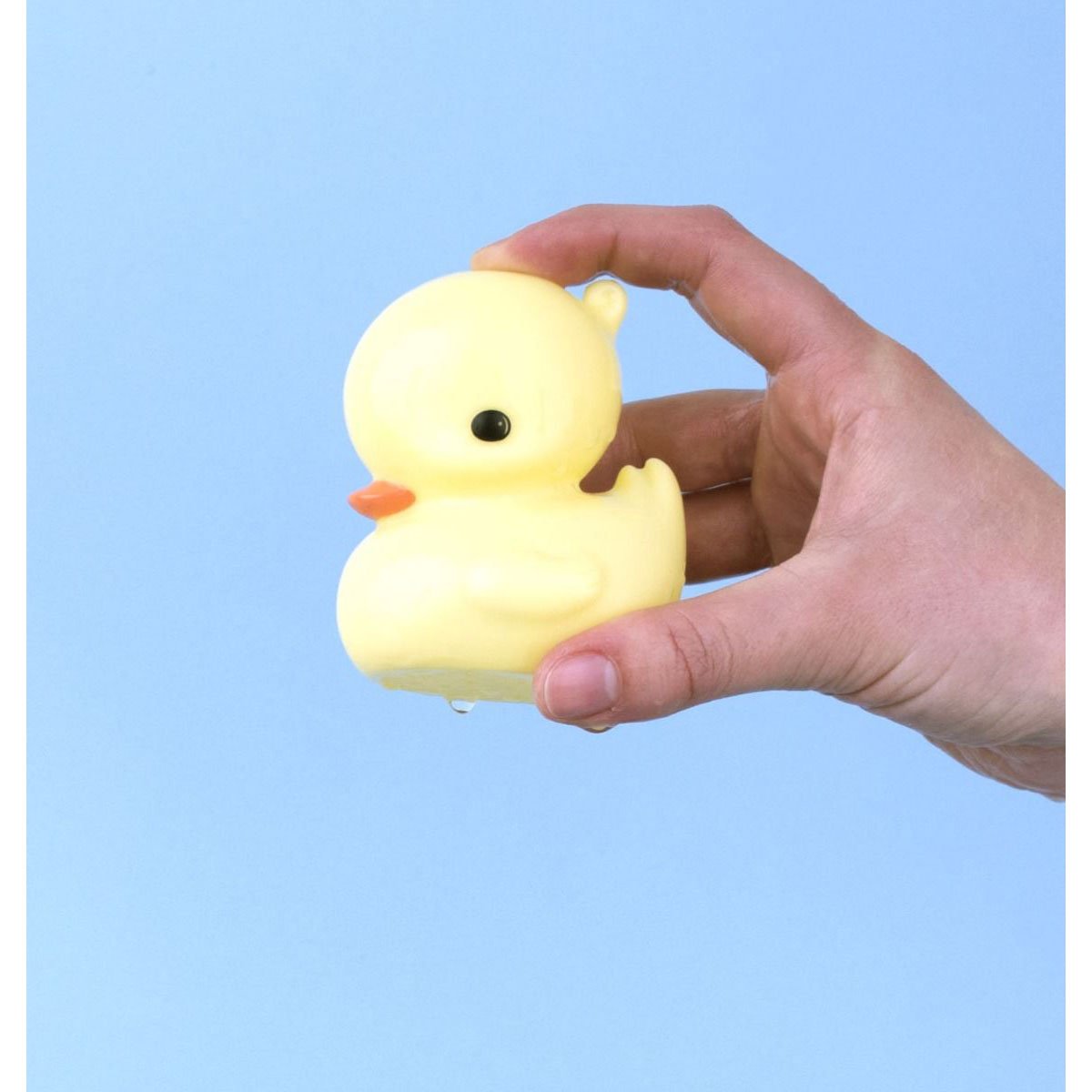 a-little-lovely-company-bath-toy-duck- (6)