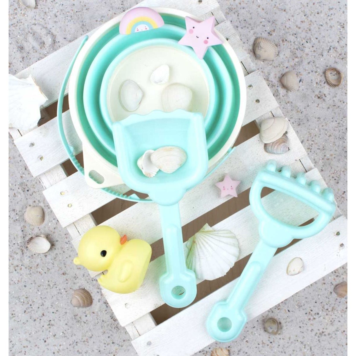 a-little-lovely-company-bucket-and-spade-set-mint- (6)