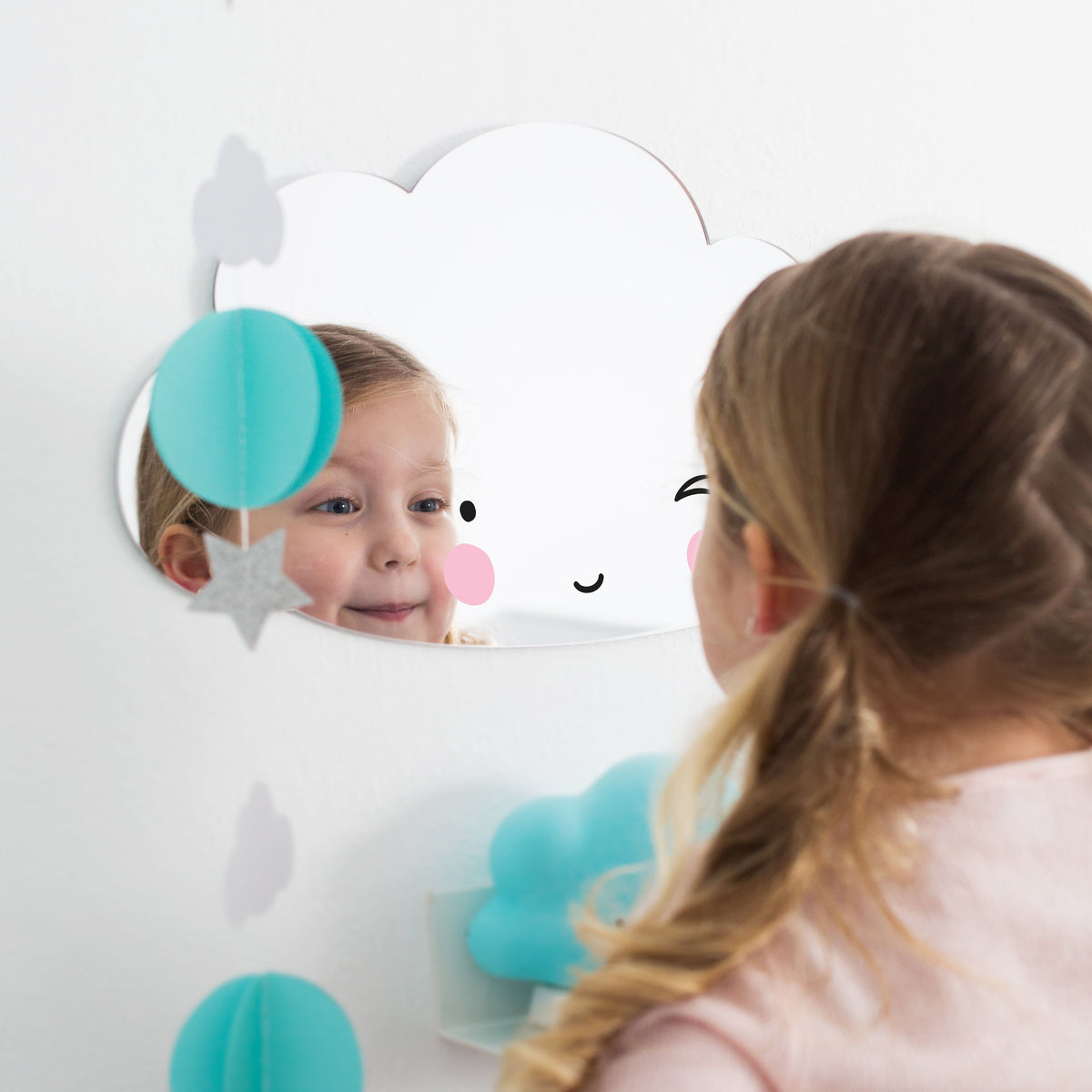 a-little-lovely-company-garland-cloud-mint- (2)