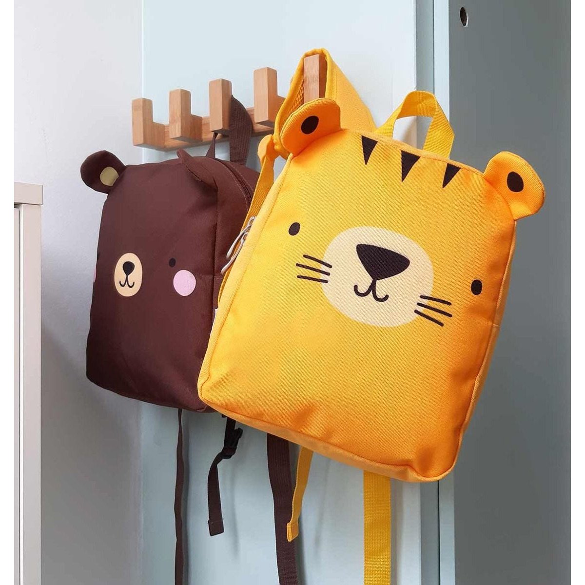a-little-lovely-company-little-backpack-tiger- (6)