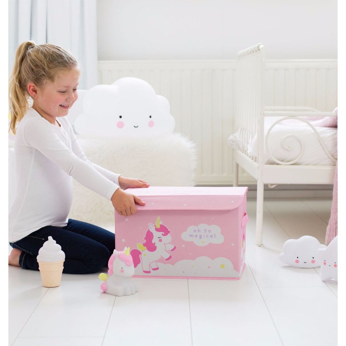 a-little-lovely-company-pop-up-storage-box-unicorn- (4)