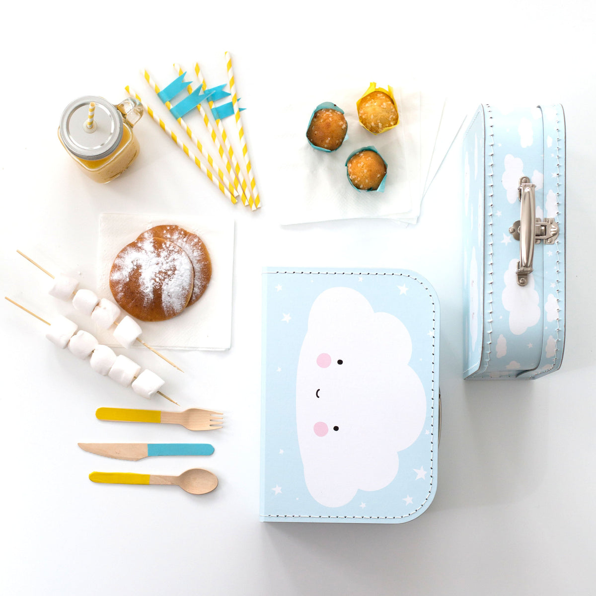 a-little-lovely-company-suitcase-cloud-blue- (4)
