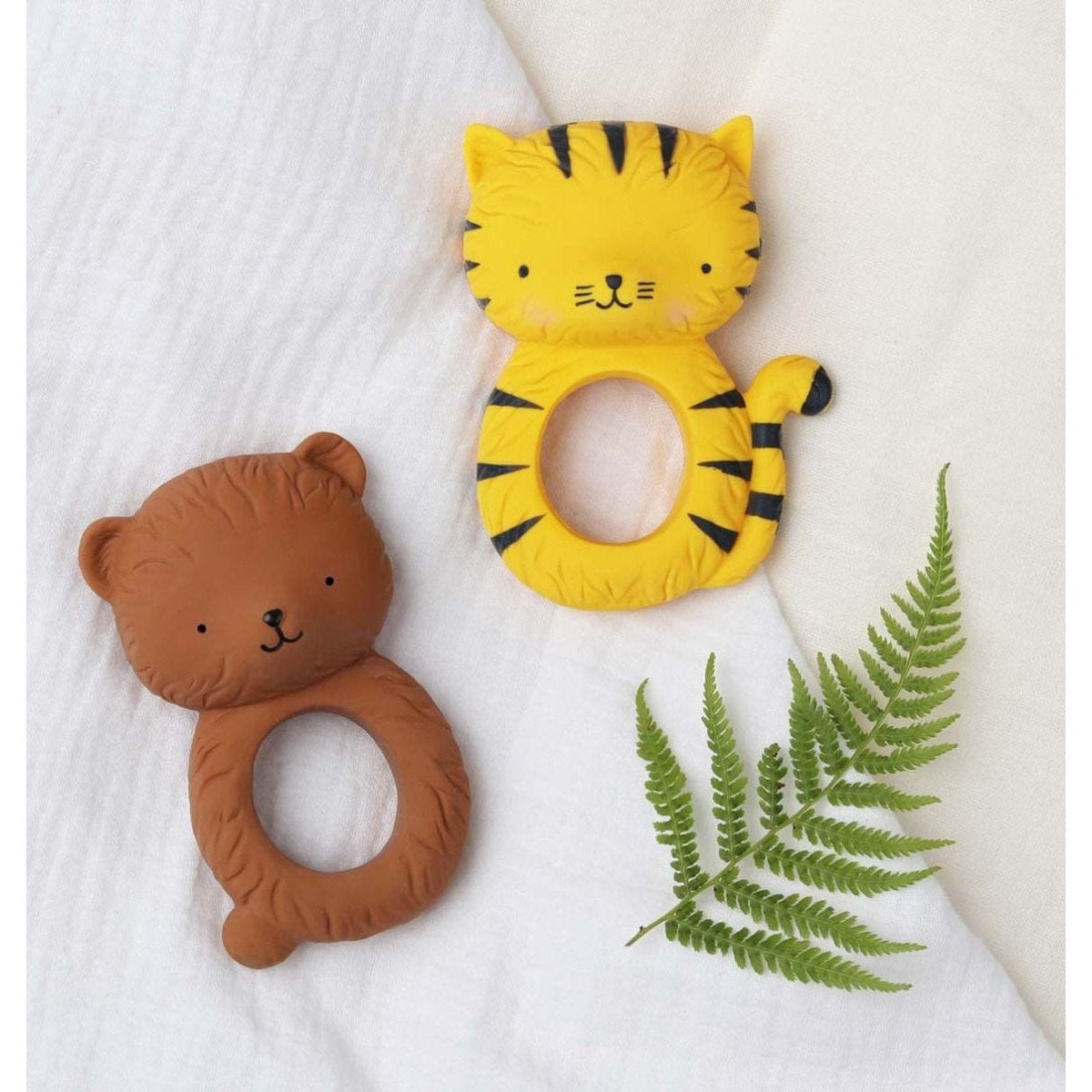 a-little-lovely-company-teether-ring-tiger- (7)