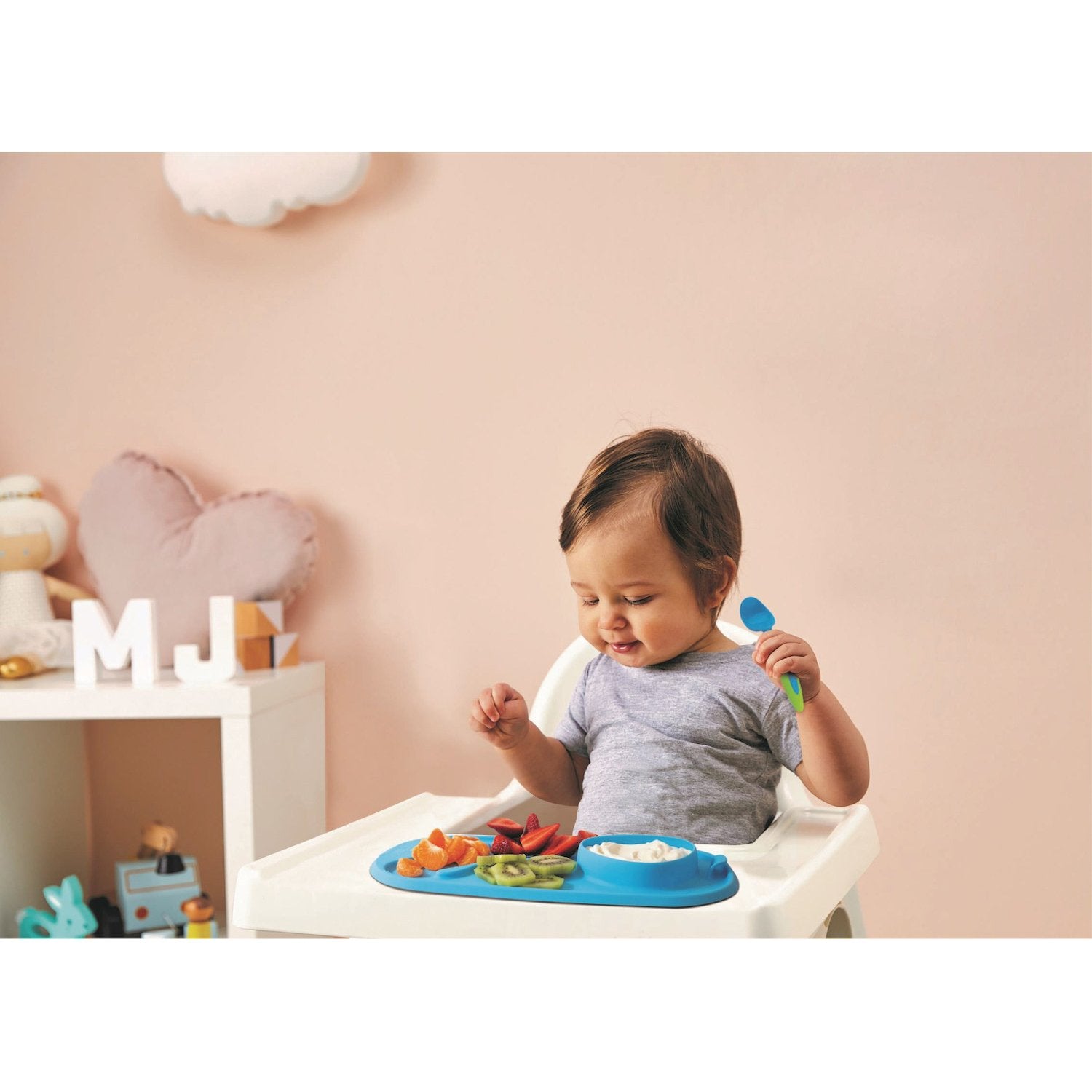 b-box-roll-go-mealtime-mat-strawberry-shake- (10)