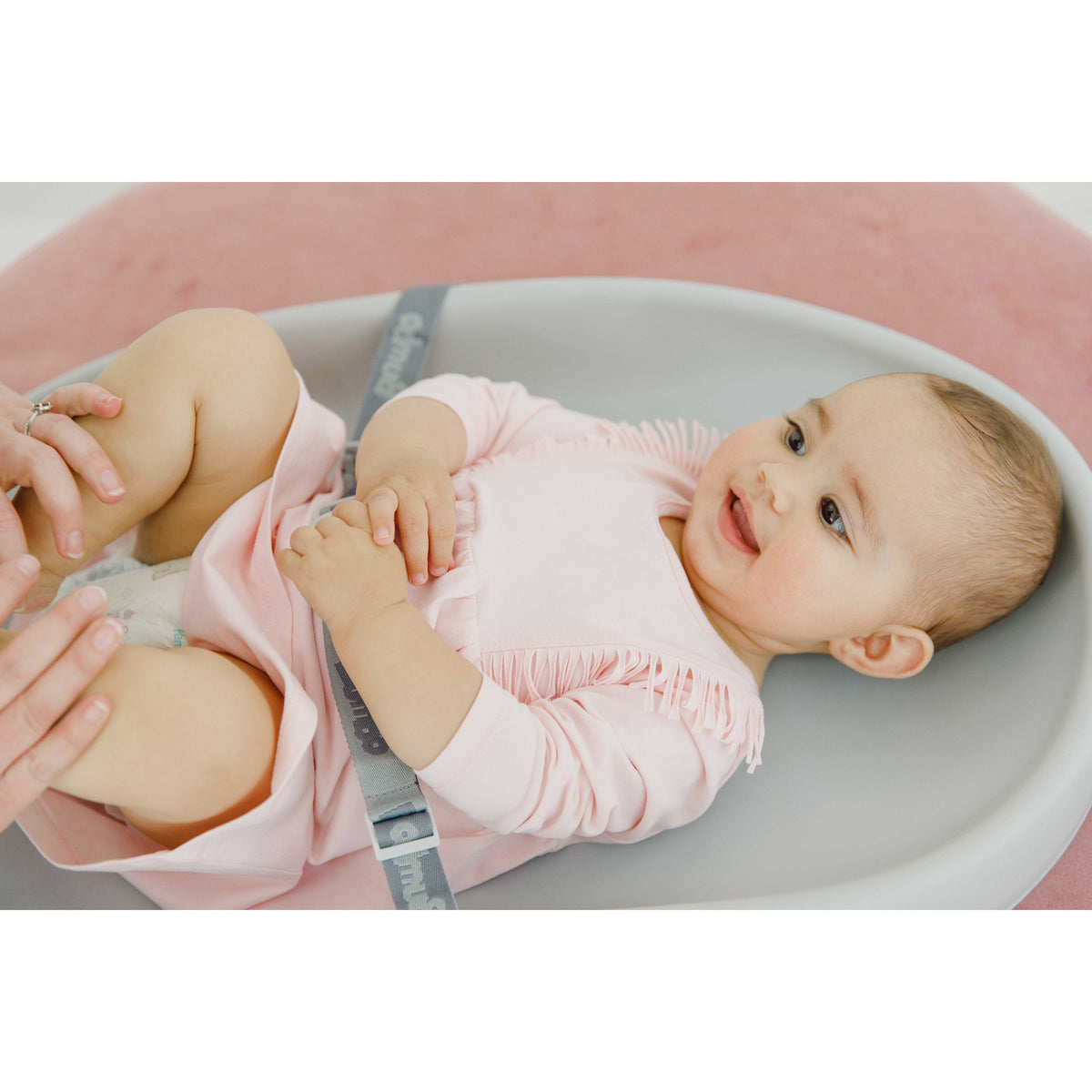 bumbo-changing-pad-grey- (3)