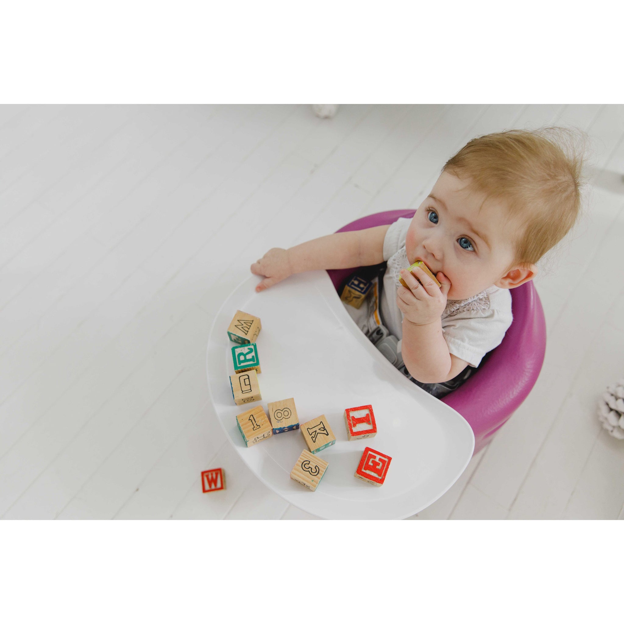 Bumbo Floor Seat Play Tray Mighty Rabbit