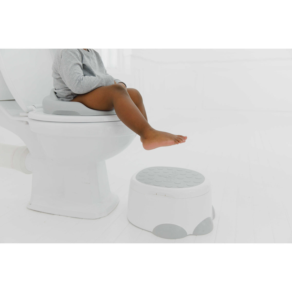 bumbo-toilet-trainer-grey- (4)