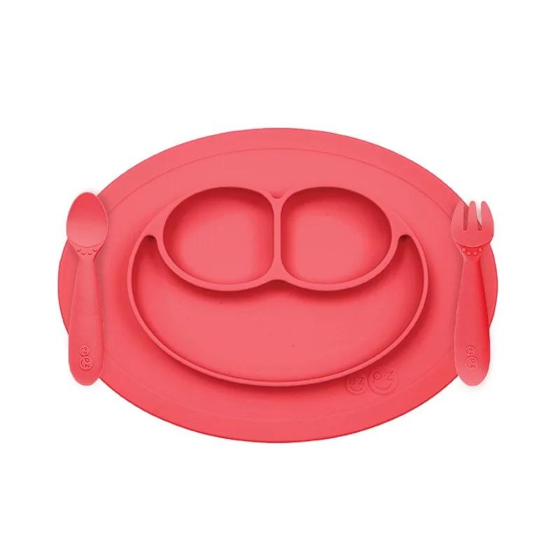 ezpz-silicone-mini-mat-+-utensils-feeding-set-coral- (1)