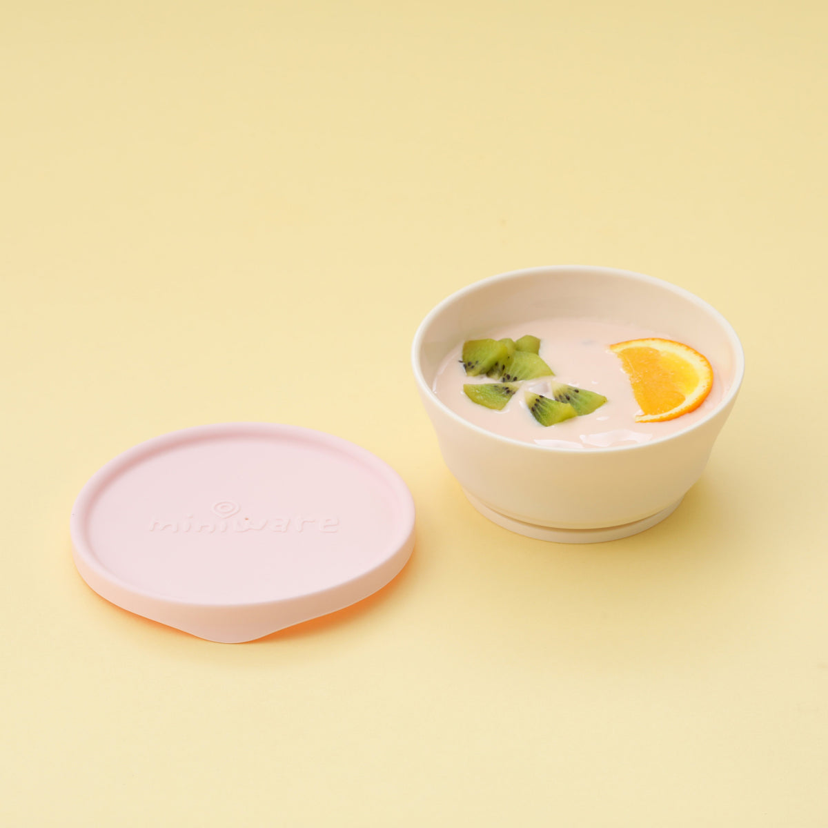 miniware-first-bite-set-pla-cereal-suction-bowl-vanilla-+-silicone-spoon-and-cover-in-cotton-candy- (11)