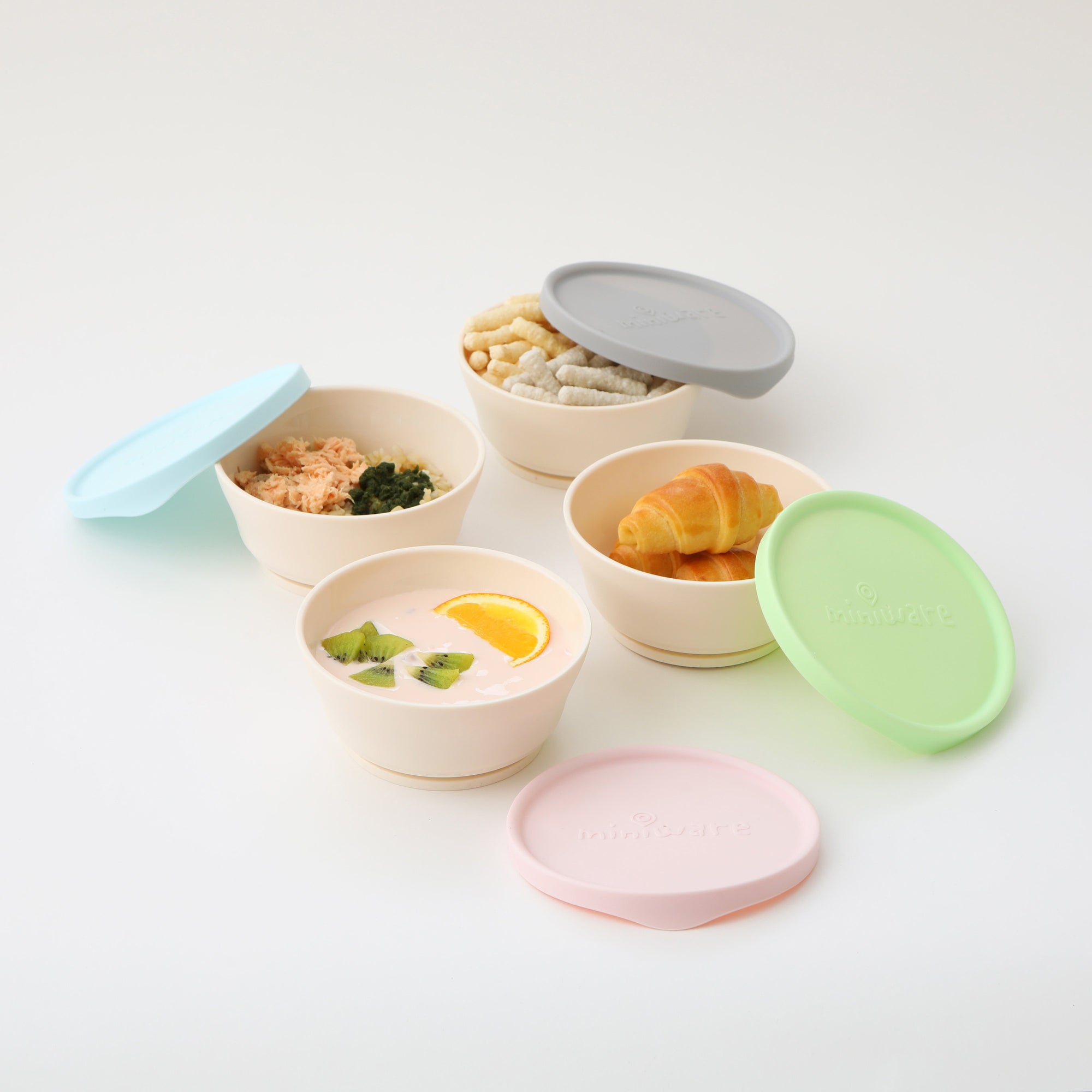 miniware-first-bite-set-pla-cereal-suction-bowl-vanilla-silicone-spoon-and-cover-in-aqua- (8)