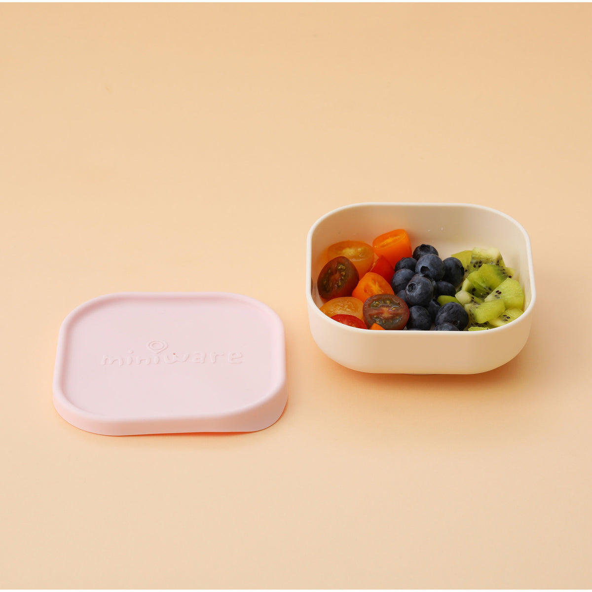 miniware-snack-bowl-set-pla-suction-bowl-vanilla-+-silicone-cover-in-cotton-candy- (11)