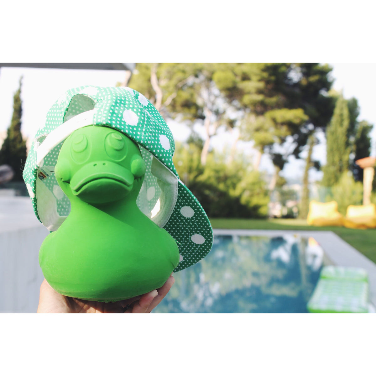 oli-&amp;-carol-extra-large-monochrome-ducks-teether- (45)