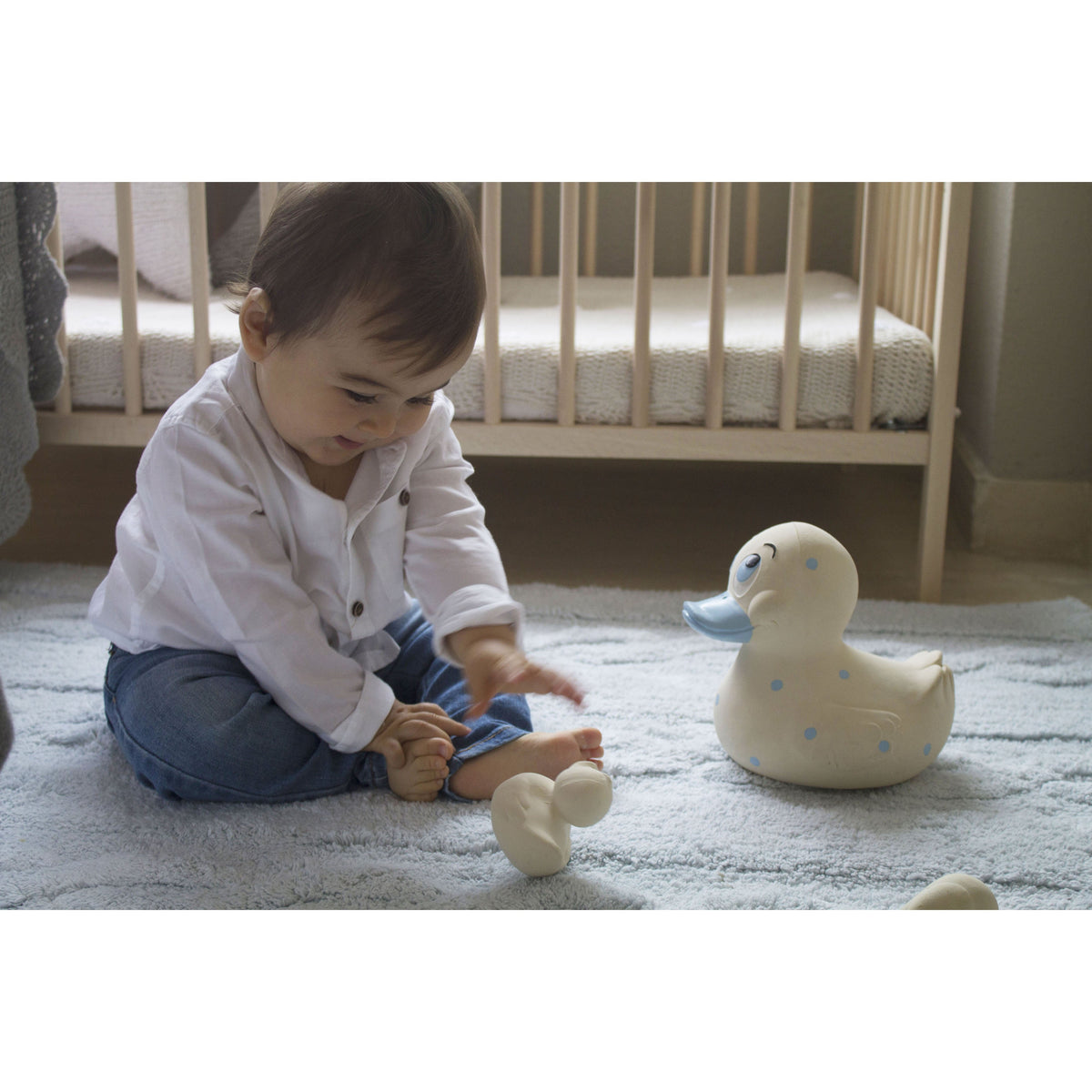 oli-&amp;-carol-extra-large-spotty-ducks-teether- (19)
