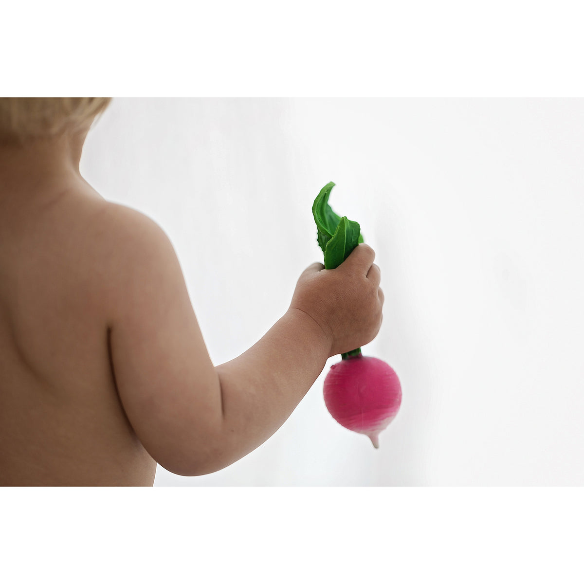 oli-&amp;-carol-ramona-the-radish-teether- (12)