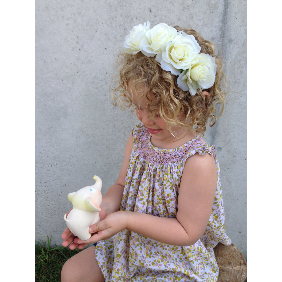 oli-&amp;-carol-vintage-nelly-the-elephant-teether- (21)