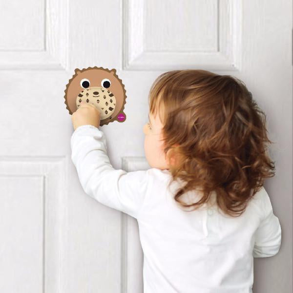 oribel-vertiplay-wall-toy-door-knocker-spikeyy- (3)
