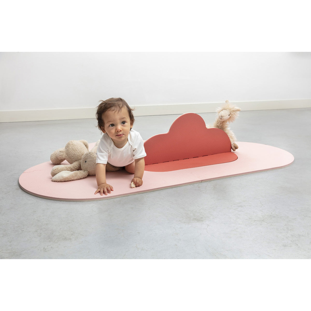quut-playmat-head-in-the-clouds-s-145-x-90cm-blush-rose- (8)