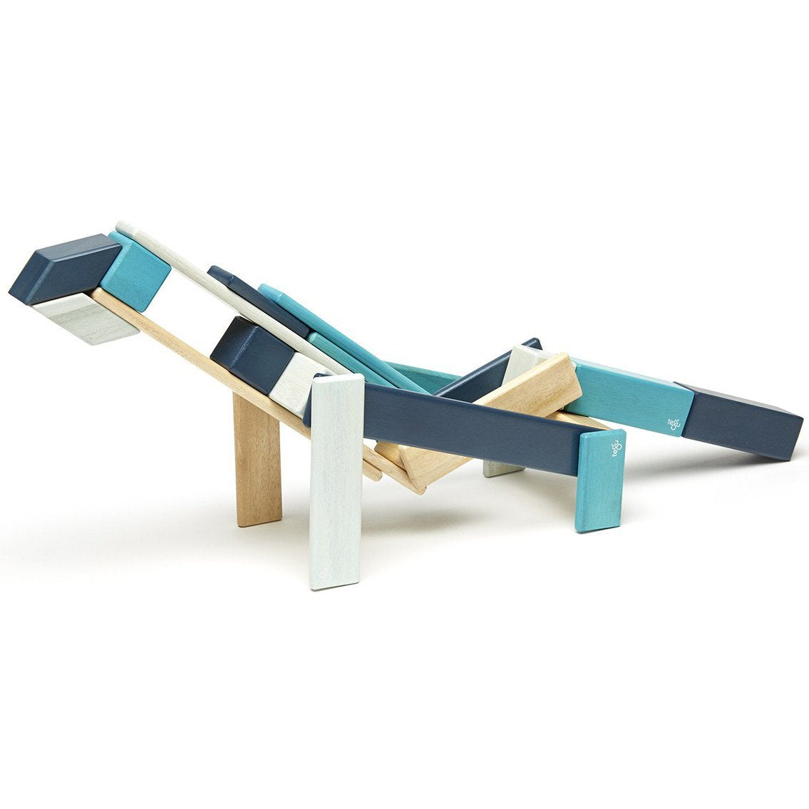 tegu-blues-magnetic-wooden-block-04