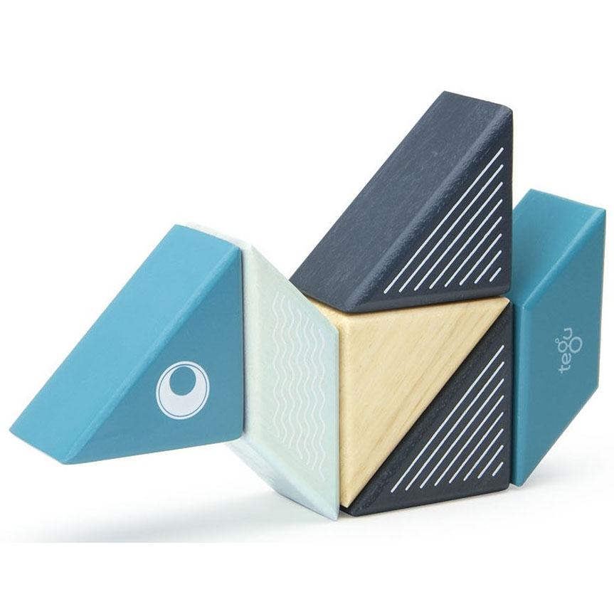 tegu-travel-pal-whale-magnetic-wooden-blocks- (8)