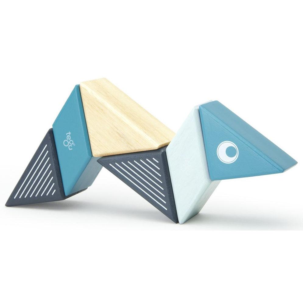 tegu-travel-pal-whale-magnetic-wooden-blocks- (5)