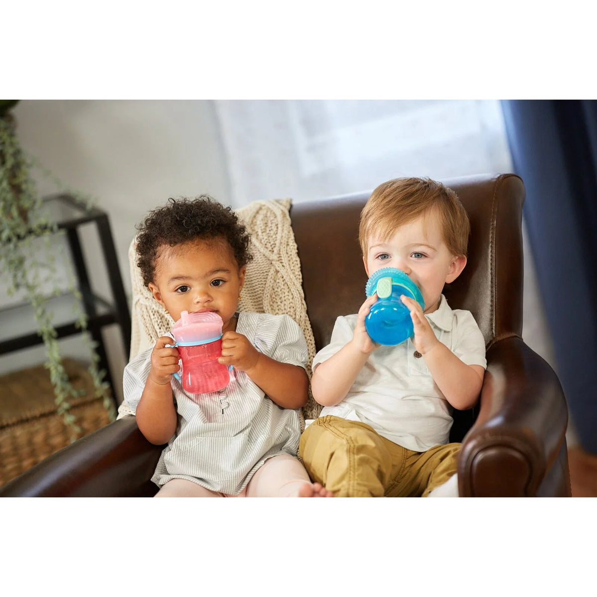 the-first-years-teethe-around-sensory-trainer-cup-7oz-boy- (5)