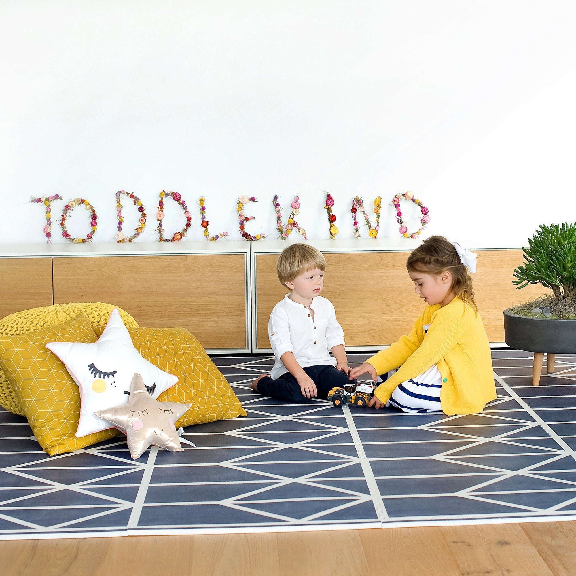 toddlekind-prettier-playmat-nordic-petroleum-120x180cm-6-tiles-&-12-edging-borders- (13)