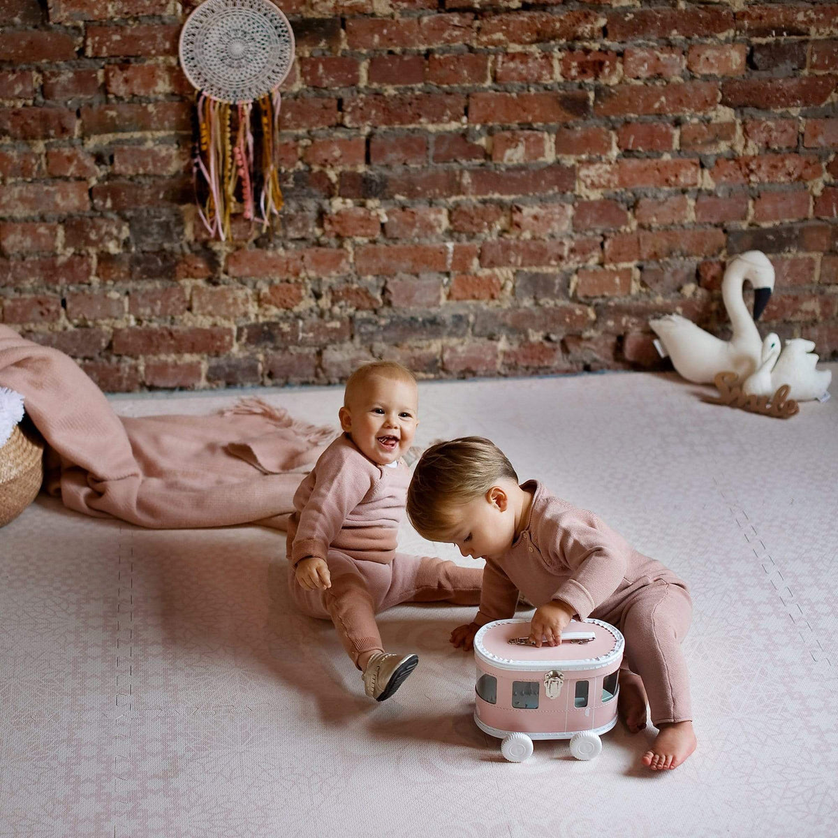 toddlekind-prettier-playmat-persian-blossom-120x180cm-6-tiles-&amp;-12-edging-borders- (12)